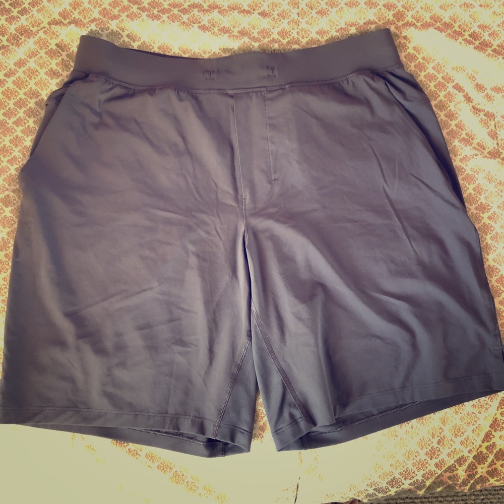 Lululemon “The short 9in- with liner”